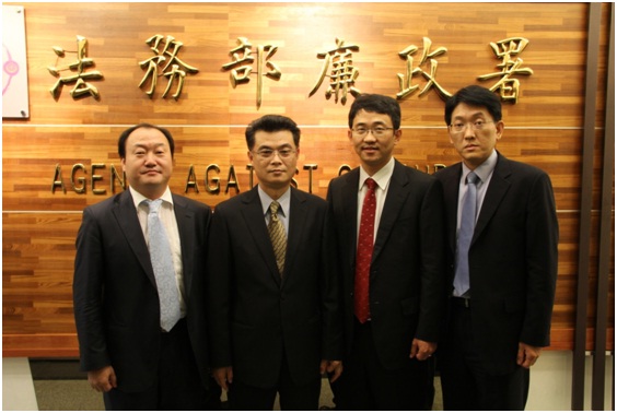 韓國檢察官代表團於101年11月12日來訪。