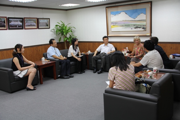 On July 6th, 2012, Ms. Lynn Costa and Mr. Andrew Blasi visited the agency to discuss anti-corruption issues.