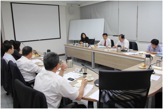  On November 12th 2012, the delegation from Korean Prosecutors’ Offices t visited the Agency to discuss anti-corruption issues.